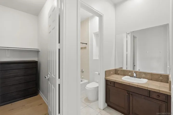 41455 Via Del Monte, Temecula, California 92592