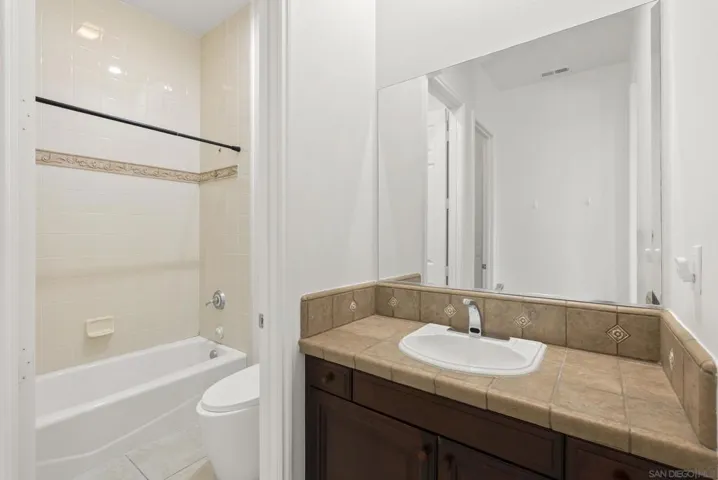 41455 Via Del Monte, Temecula, California 92592