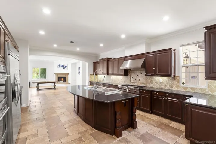 41455 Via Del Monte, Temecula, California 92592