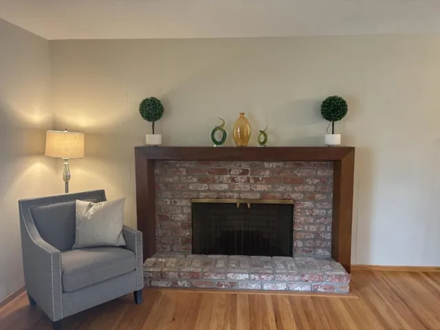 10730 La Roda Drive, Cupertino, California 95014