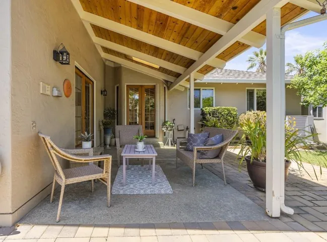 10730 La Roda Drive, Cupertino, California 95014