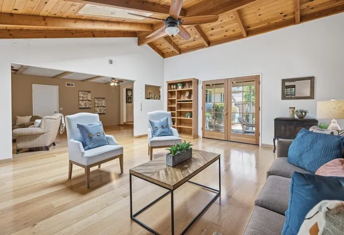 10730 La Roda Drive, Cupertino, California 95014