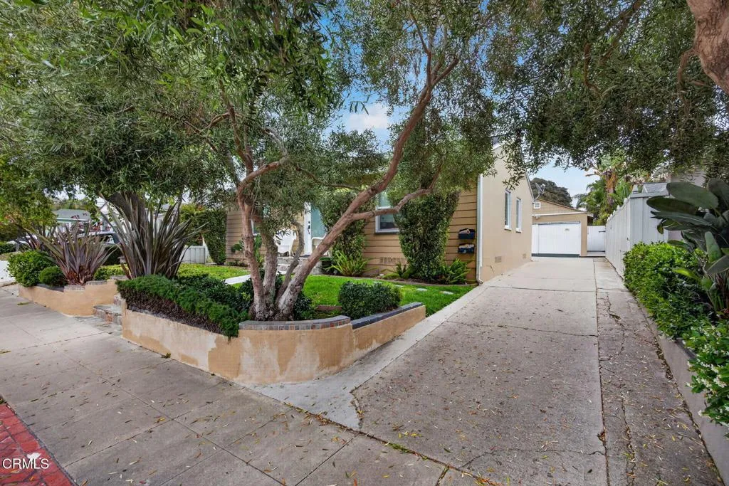 1-web-or-mls-Upmarketmedia_80-82Sea-001
