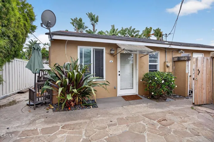 82 S Seaward - Studio front