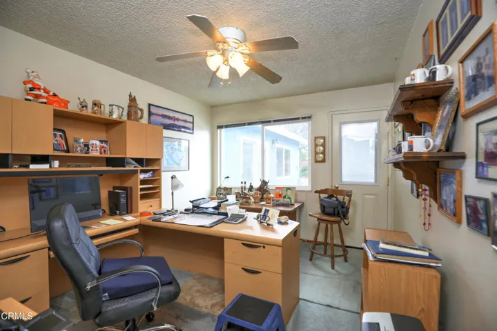 Bedroom/Office