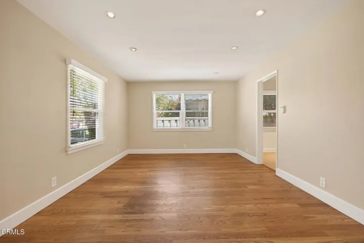 25-web-or-mls-UpmarketMedia-80SSe-005