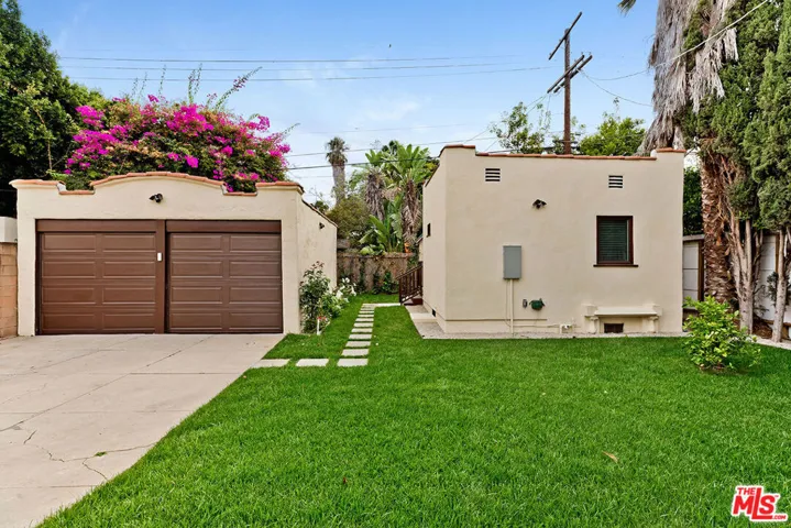 Rear Garden Facing Guest Unit