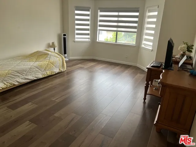 Master with Bay window