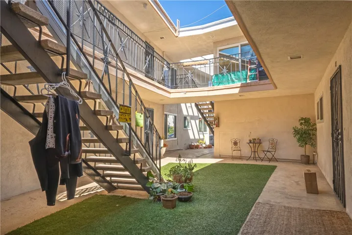 202 N Calle Seville, San Clemente, California 92672