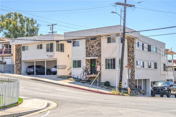 202 N Calle Seville, San Clemente, California 92672