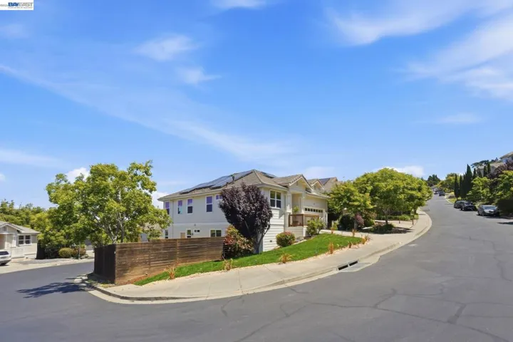 857 Bridgeway Cir, El Sobrante, California 94803