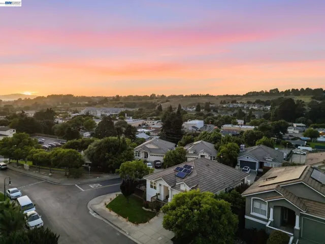 857 Bridgeway Cir, El Sobrante, California 94803