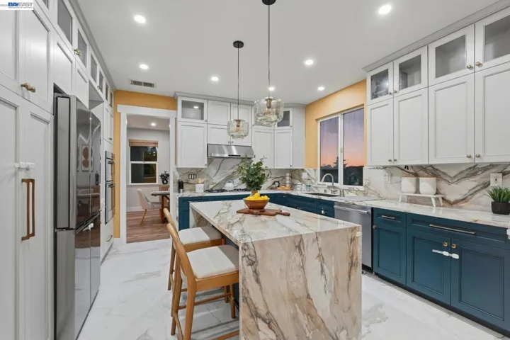 857 Bridgeway Cir, El Sobrante, California 94803