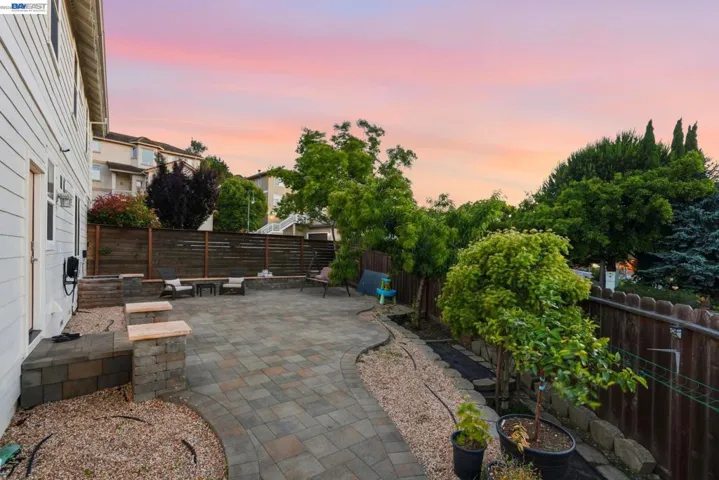 857 Bridgeway Cir, El Sobrante, California 94803