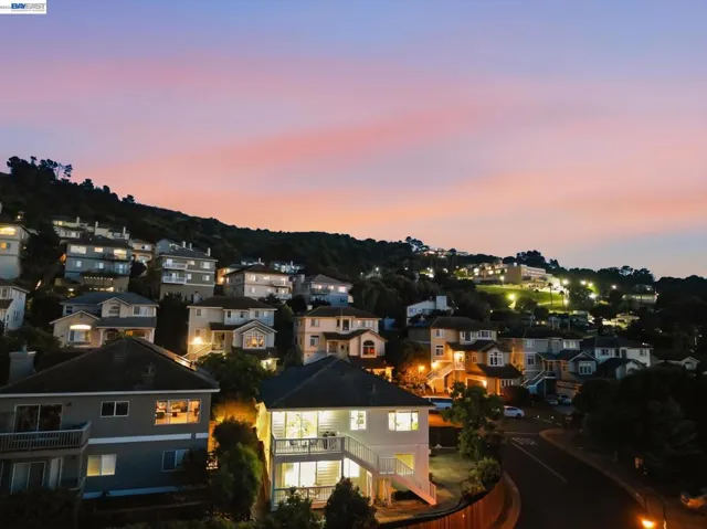857 Bridgeway Cir, El Sobrante, California 94803