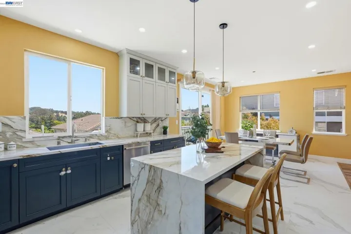 857 Bridgeway Cir, El Sobrante, California 94803