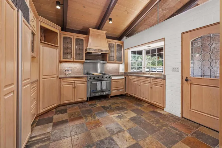16522 Orchard Bend Road, Poway, California 92064