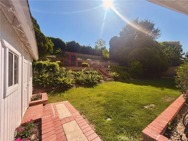 23026 Ash Glen Circle, Valencia, California 91354