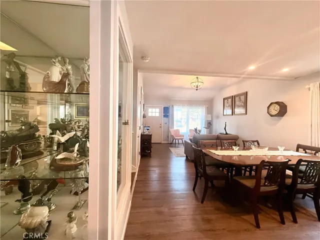 23026 Ash Glen Circle, Valencia, California 91354