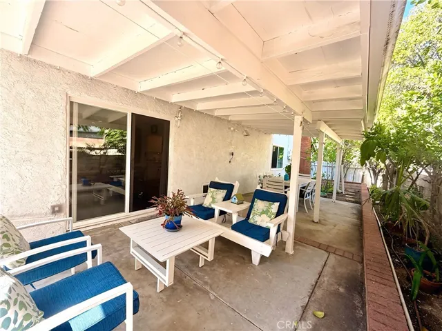23026 Ash Glen Circle, Valencia, California 91354