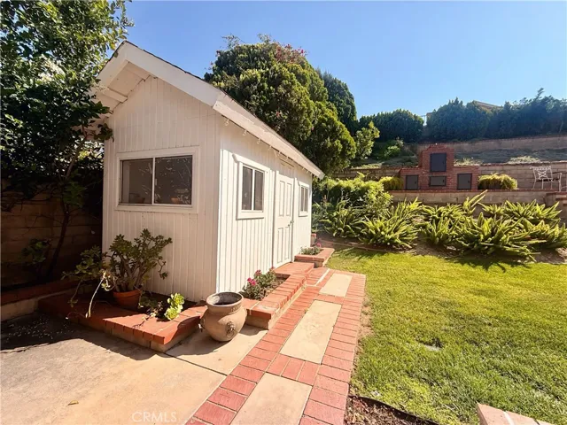 23026 Ash Glen Circle, Valencia, California 91354