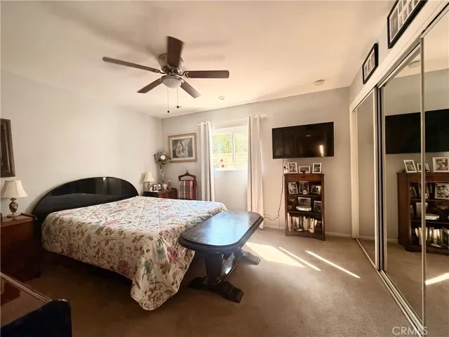 23026 Ash Glen Circle, Valencia, California 91354