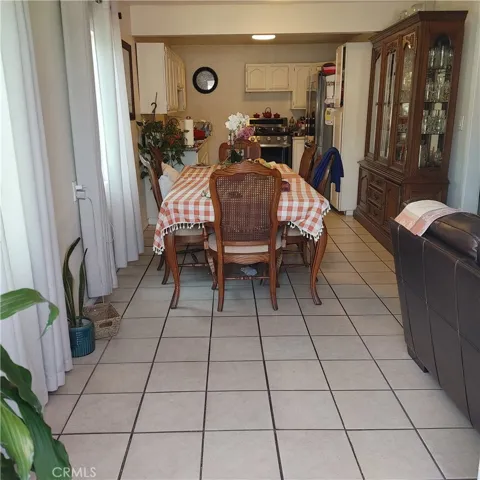 1453 S Park Dining room