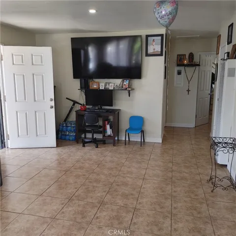 1449 S Park living room