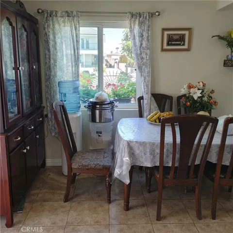 1449 S Park dining room