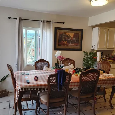 1453 S Park dining room
