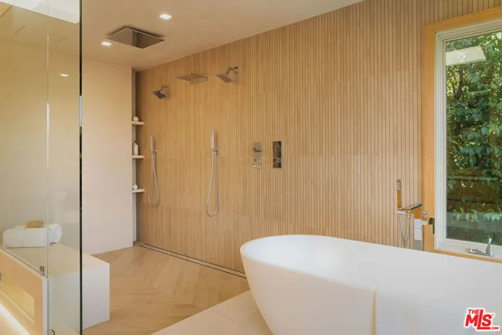 3084 Franklin Canyon Drive, Beverly Hills, California 90210