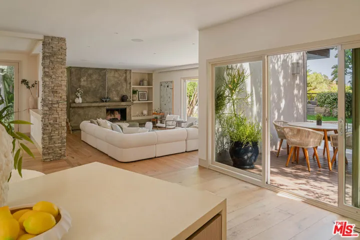 3084 Franklin Canyon Drive, Beverly Hills, California 90210