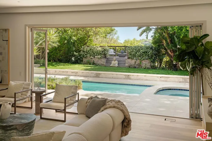 3084 Franklin Canyon Drive, Beverly Hills, California 90210