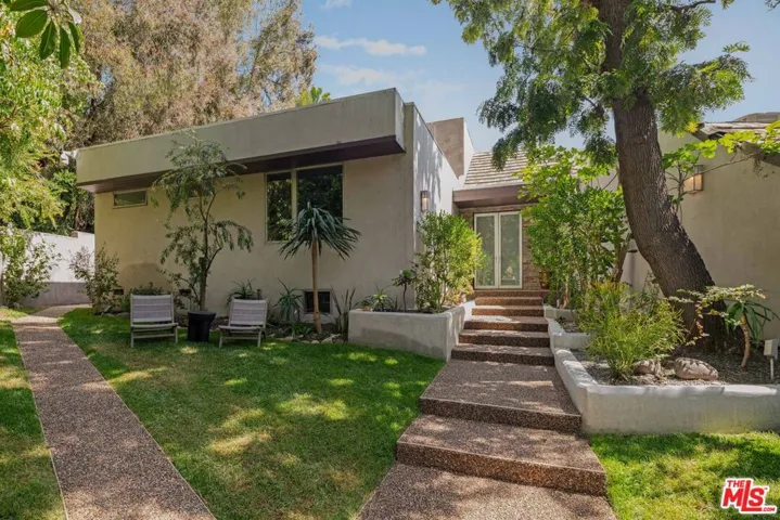 3084 Franklin Canyon Drive, Beverly Hills, California 90210