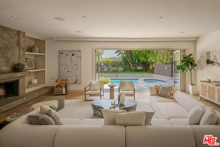 3084 Franklin Canyon Drive, Beverly Hills, California 90210