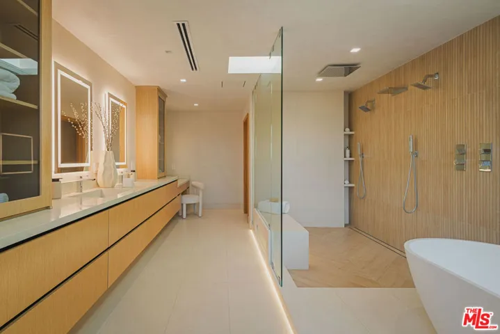 3084 Franklin Canyon Drive, Beverly Hills, California 90210