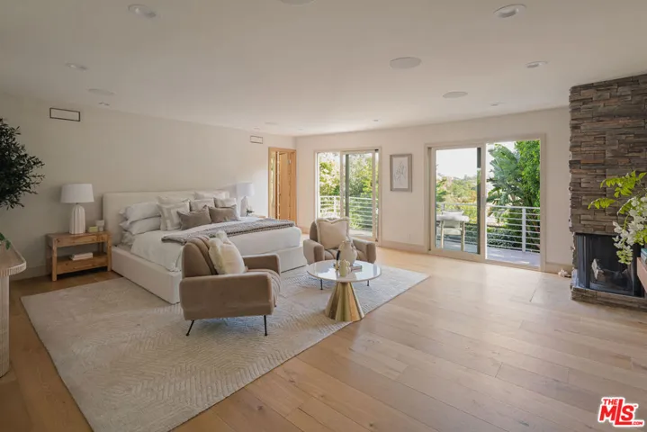 3084 Franklin Canyon Drive, Beverly Hills, California 90210