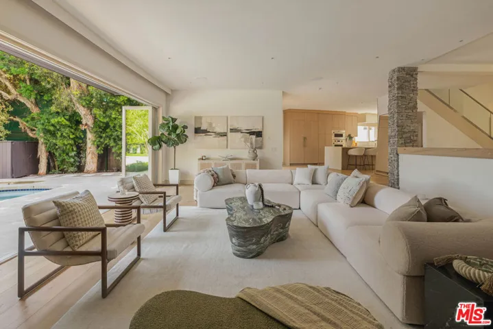 3084 Franklin Canyon Drive, Beverly Hills, California 90210
