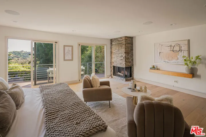 3084 Franklin Canyon Drive, Beverly Hills, California 90210