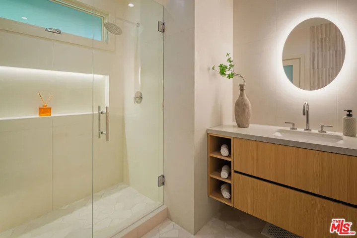 3084 Franklin Canyon Drive, Beverly Hills, California 90210