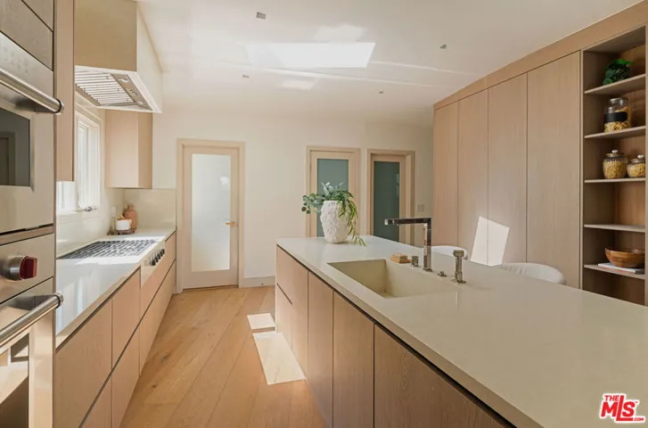 3084 Franklin Canyon Drive, Beverly Hills, California 90210