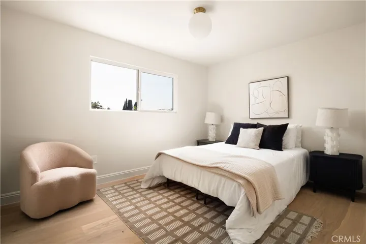 upstairs bed 2