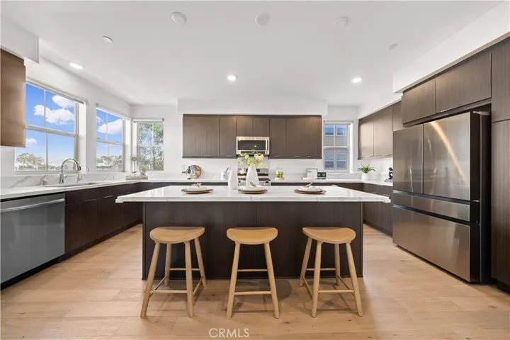 Kitchen - Main Floor