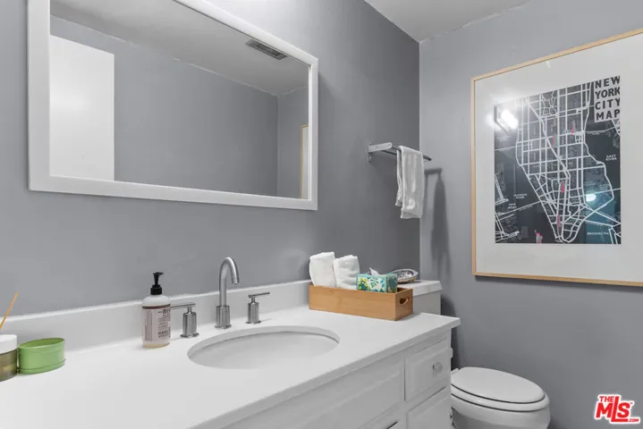 1828 Barry Avenue 4, Los Angeles, California 90025