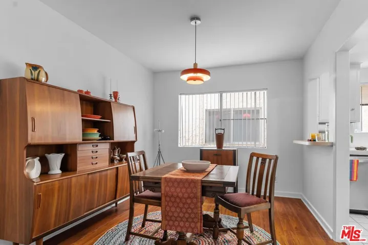 1828 Barry Avenue 4, Los Angeles, California 90025