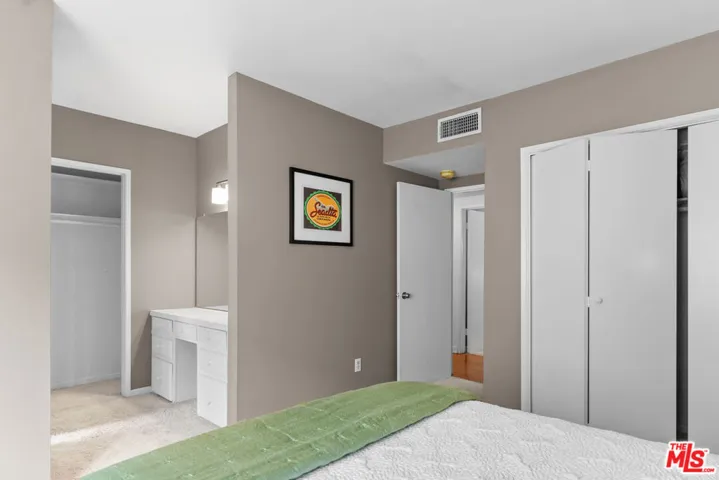 1828 Barry Avenue 4, Los Angeles, California 90025