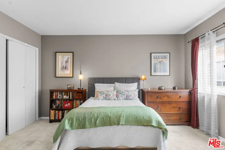 1828 Barry Avenue 4, Los Angeles, California 90025