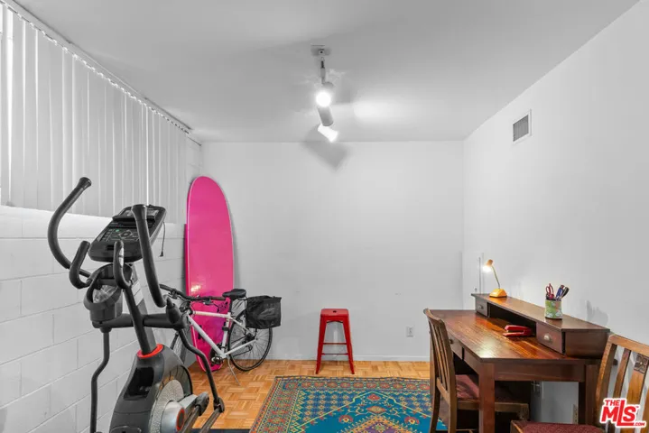 1828 Barry Avenue 4, Los Angeles, California 90025