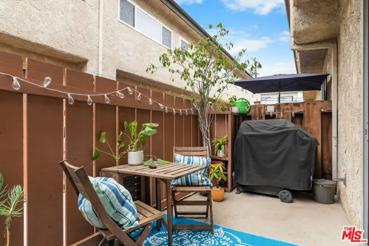 1828 Barry Avenue 4, Los Angeles, California 90025