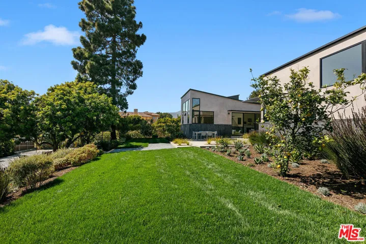 6565 Dume Drive, Malibu, California 90265